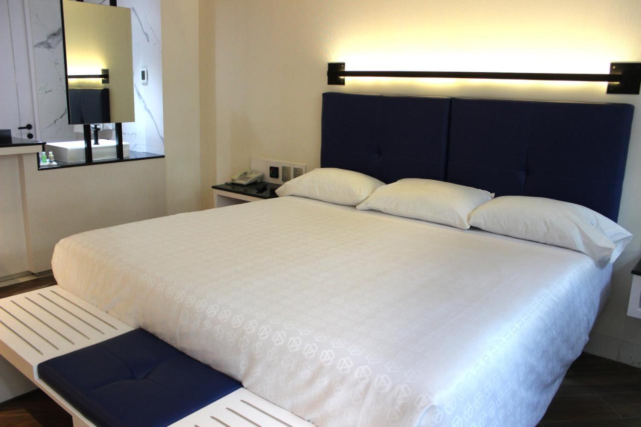 Weenjoy Grand Prix Aeropuerto Cdmx 4* Cidade do México